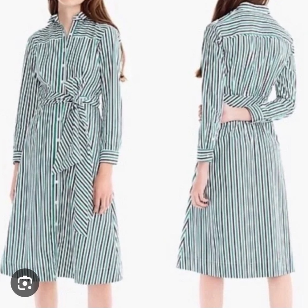 EUC size 2 J Crew tie waste shirt dress in blue/white stripe cotton